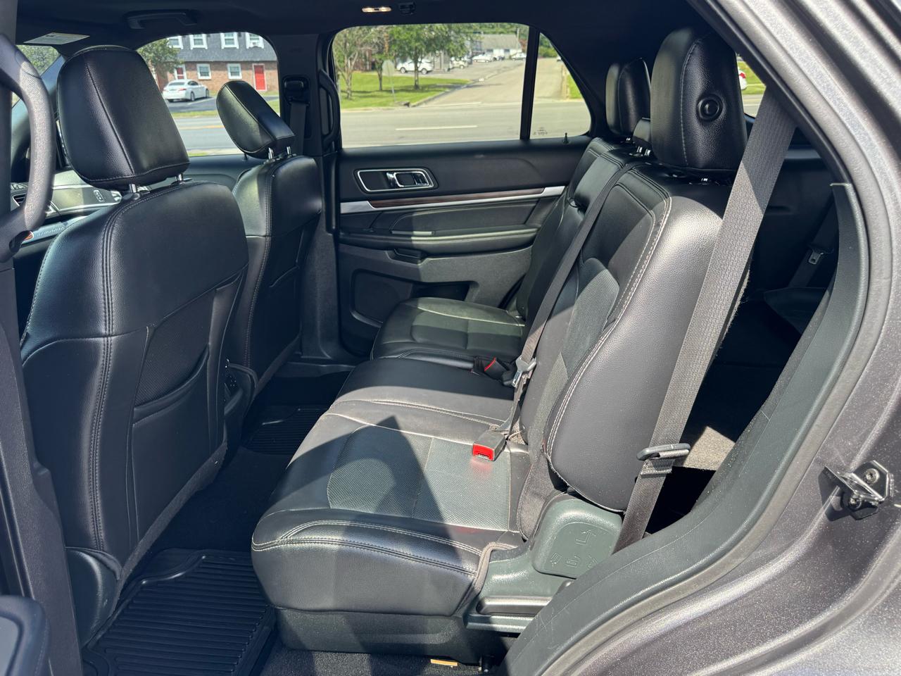 Ford Explorer Limited FWD 2019