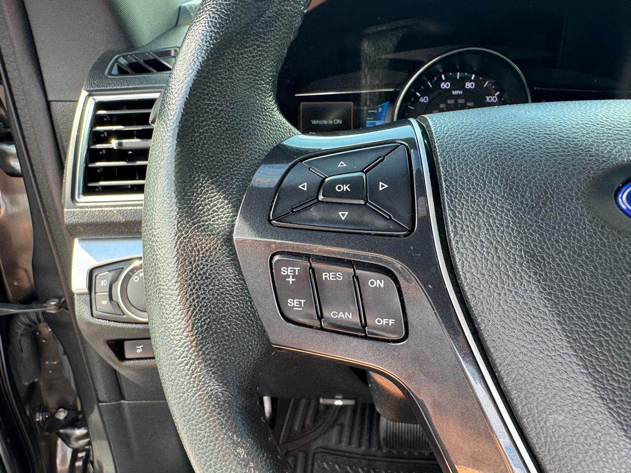 Ford Explorer Limited FWD 2019