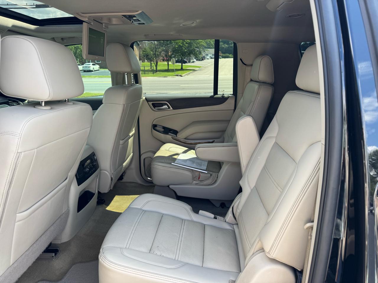 GMC Yukon XL 4WD 4dr Denali 2017