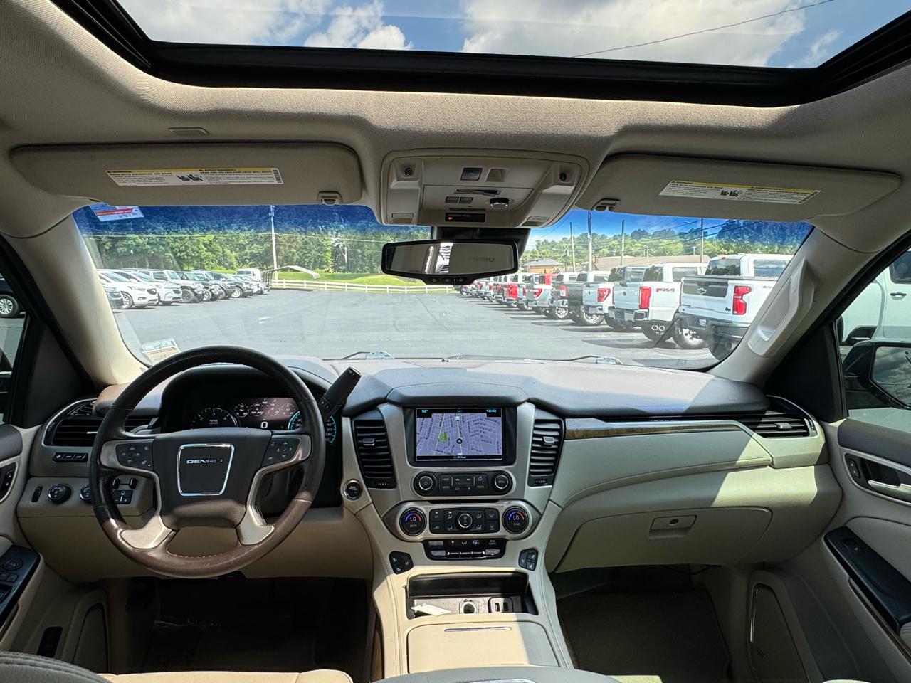 GMC Yukon XL 4WD 4dr Denali 2017