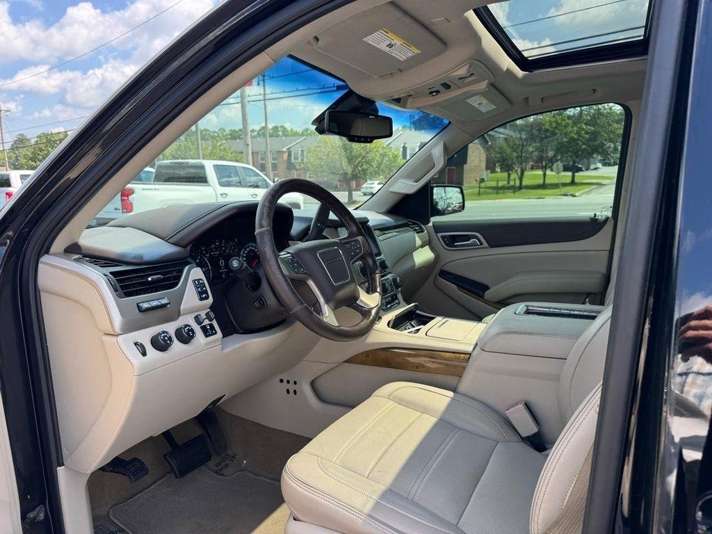 GMC Yukon XL 4WD 4dr Denali 2017