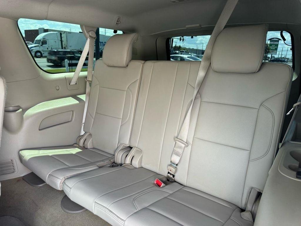 GMC Yukon XL 4WD 4dr Denali 2017