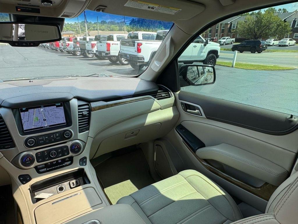 GMC Yukon XL 4WD 4dr Denali 2017