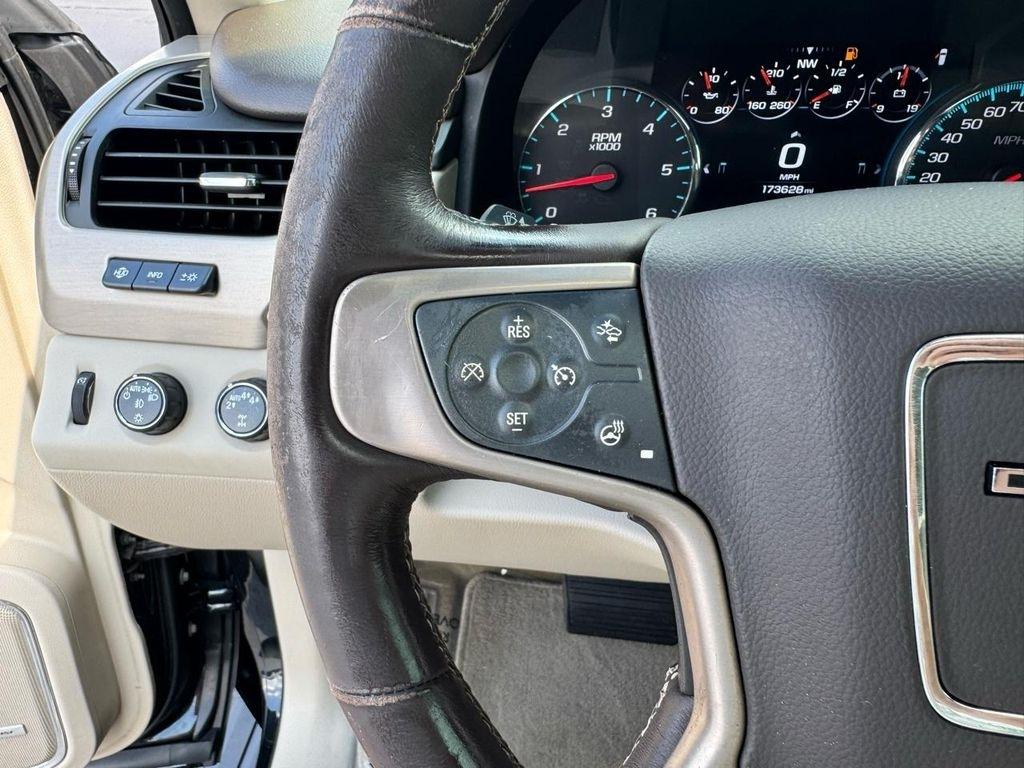 GMC Yukon XL 4WD 4dr Denali 2017