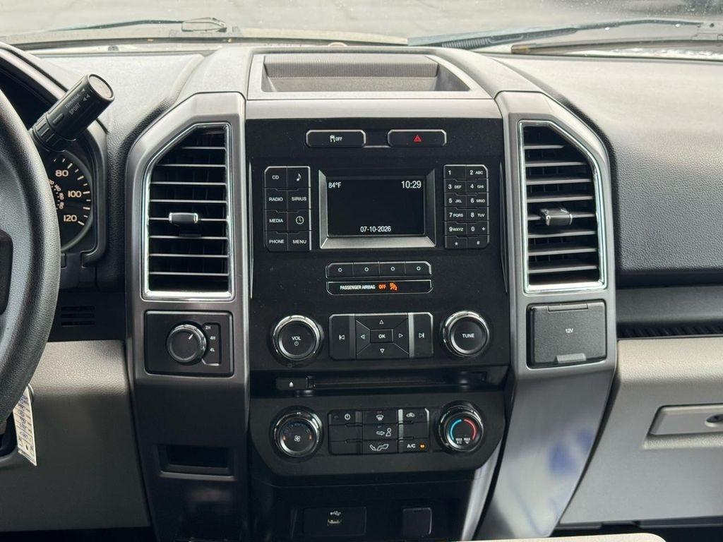 Ford F-150 4WD SuperCrew 145" King Ranch 2016