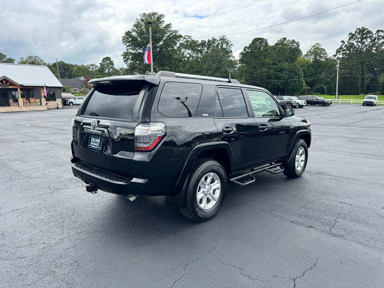 Toyota 4Runner SR5 4WD (Natl) 2021