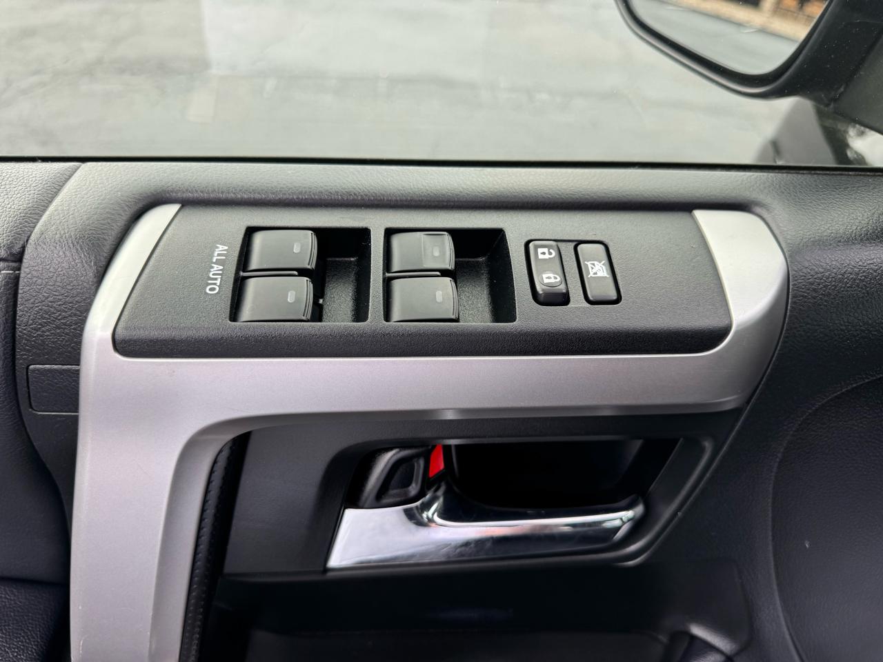 Toyota 4Runner SR5 4WD (Natl) 2021