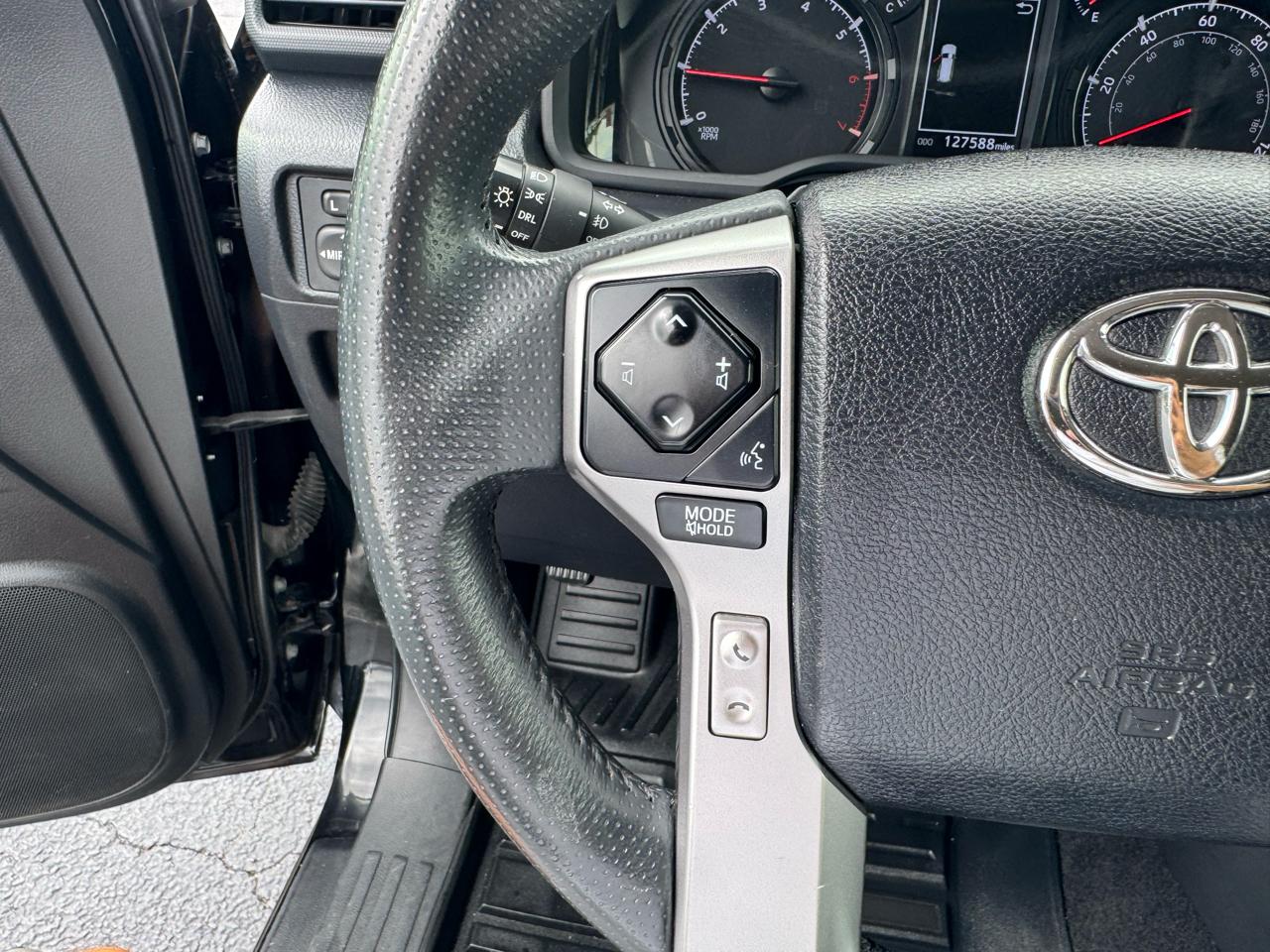 Toyota 4Runner SR5 4WD (Natl) 2021