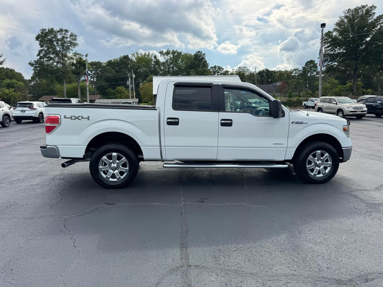 Ford F-150 4WD SuperCrew 145" XLT 2014
