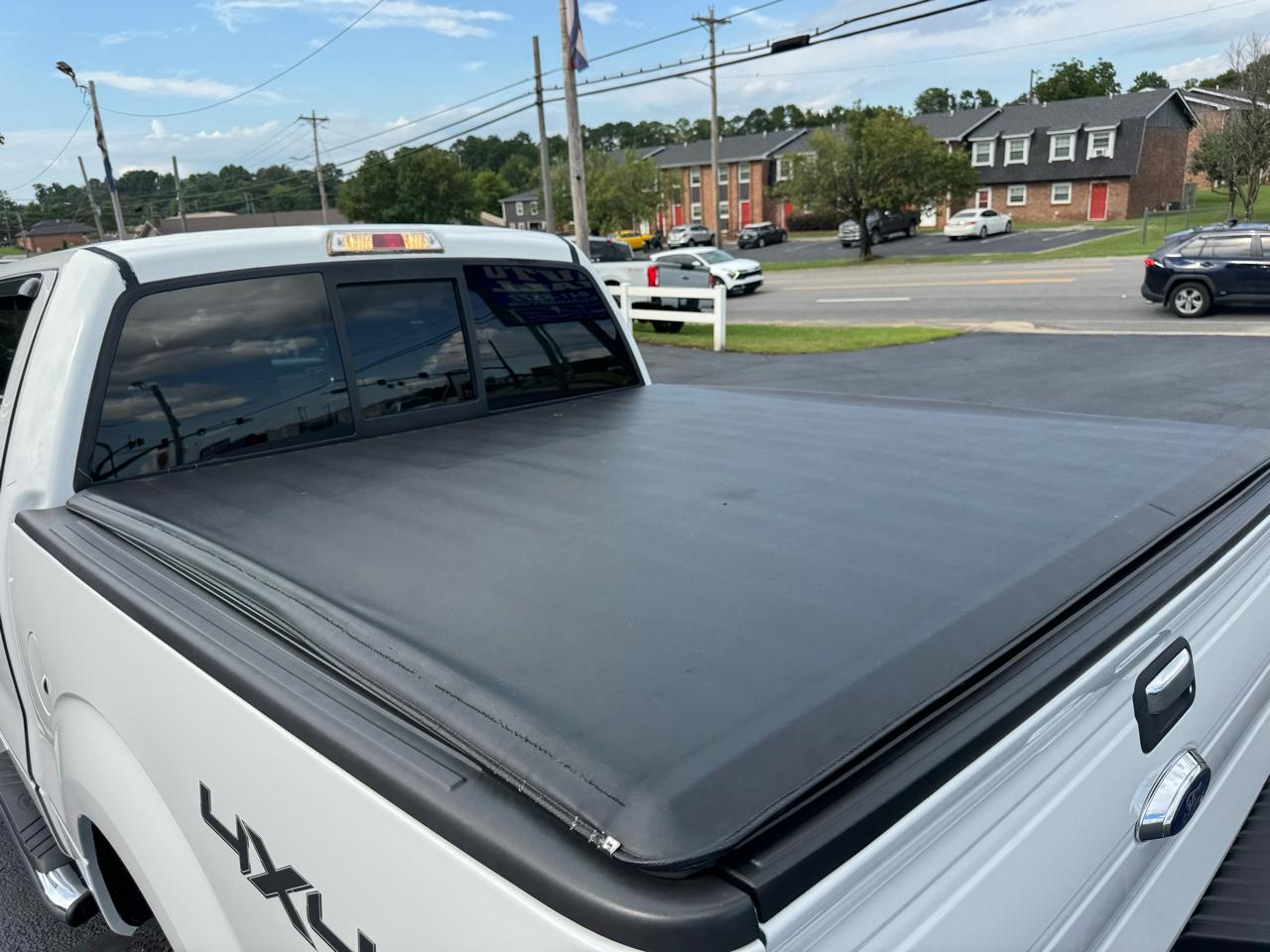 Ford F-150 4WD SuperCrew 145" XLT 2014