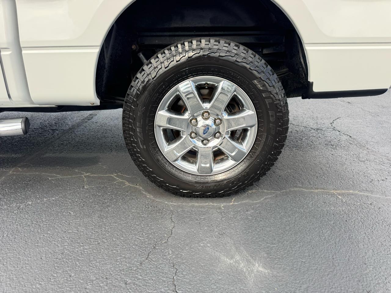 Ford F-150 4WD SuperCrew 145" XLT 2014