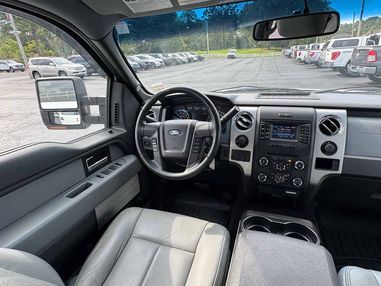 Ford F-150 4WD SuperCrew 145" XLT 2014