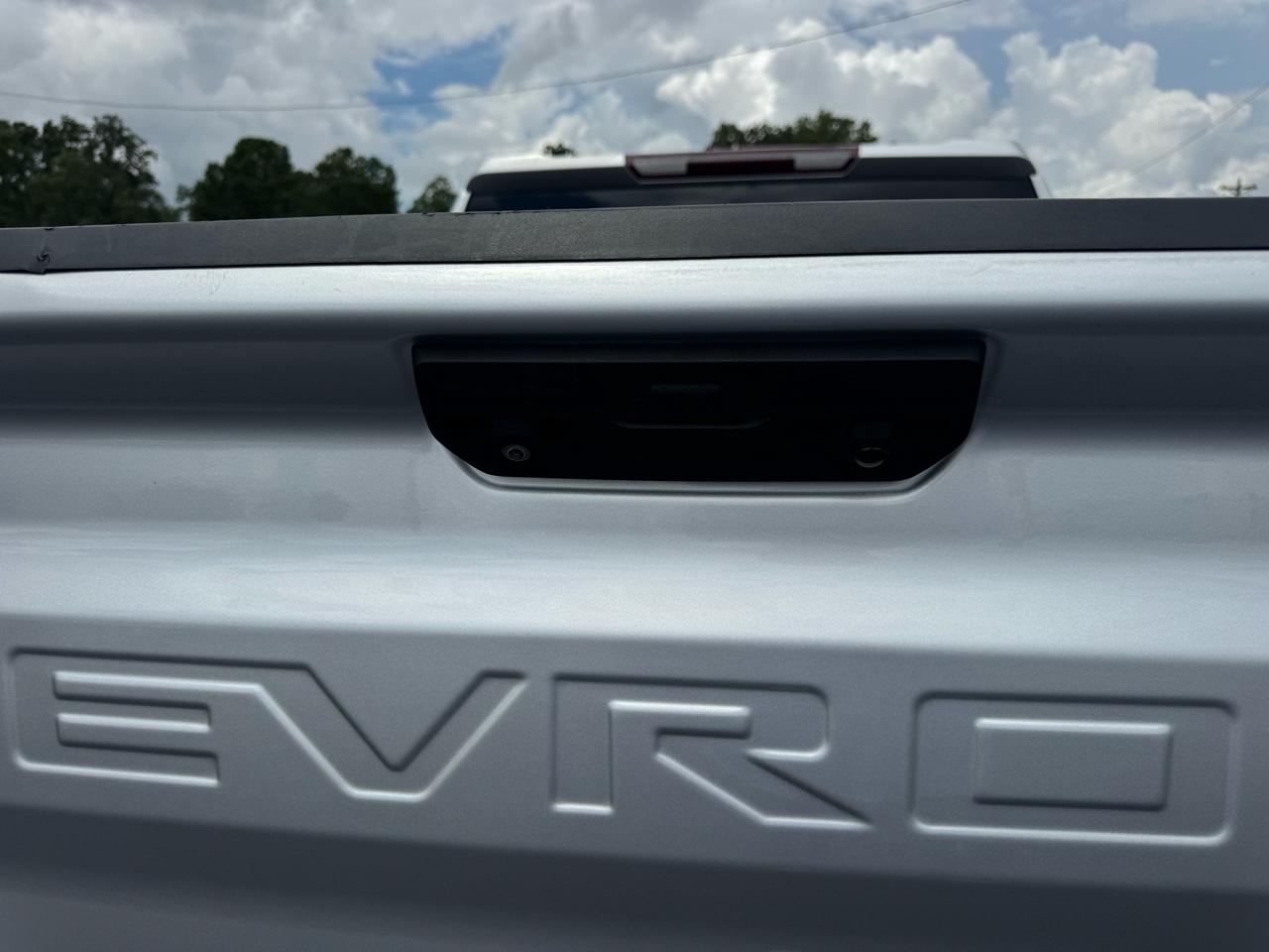 Chevrolet Silverado 1500 4WD Crew Cab 147" LTZ 2022
