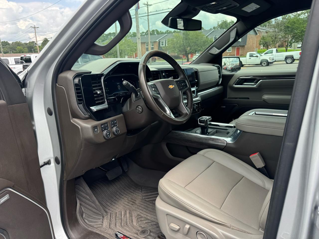 Chevrolet Silverado 1500 4WD Crew Cab 147" LTZ 2022
