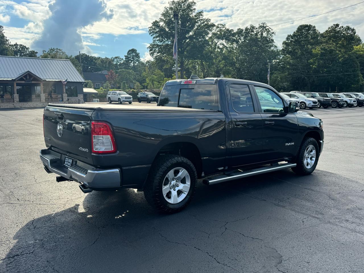 RAM 1500 Big Horn 4x4 Quad Cab 6'4" Box 2021