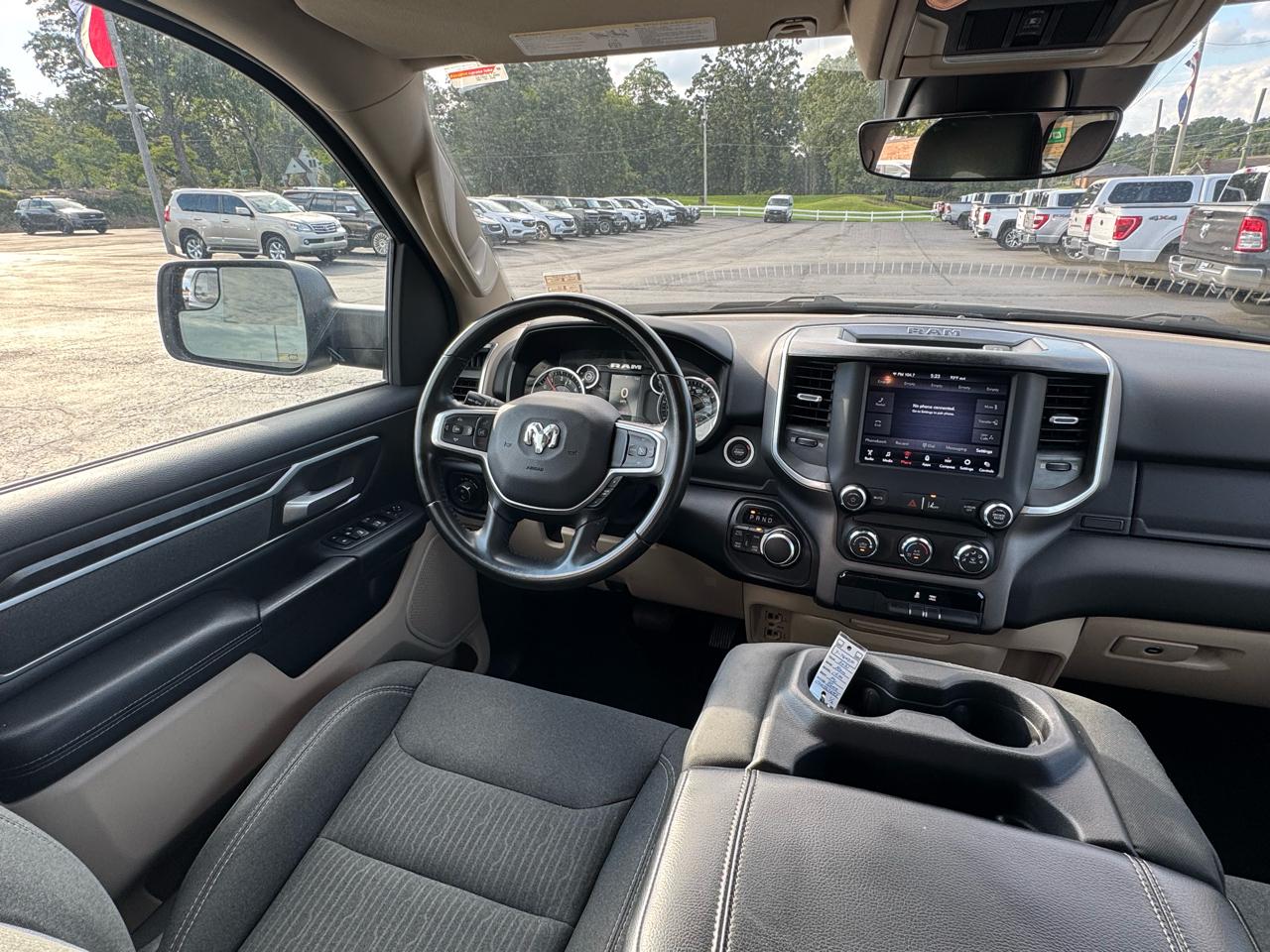RAM 1500 Big Horn 4x4 Quad Cab 6'4" Box 2021