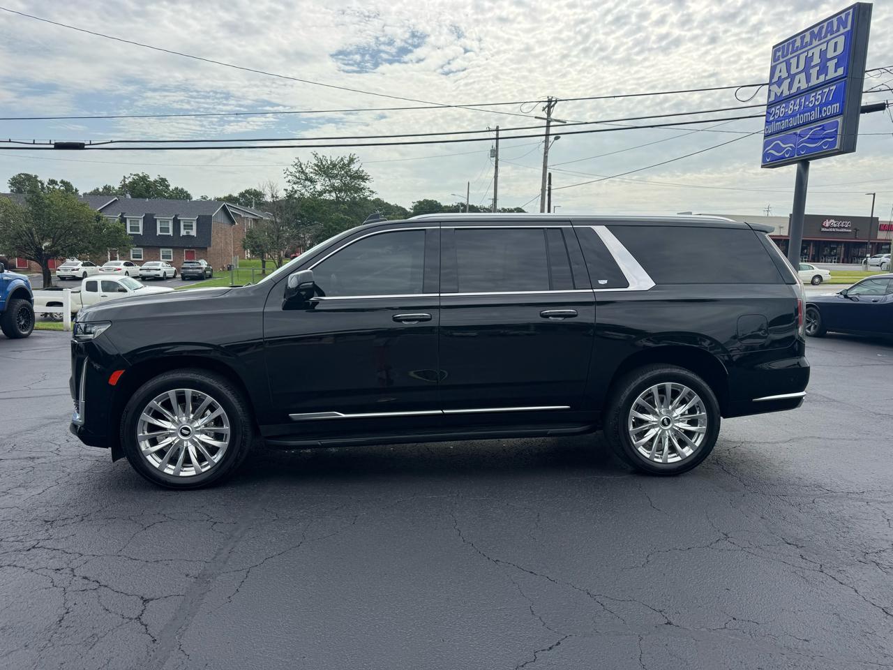 Cadillac Escalade ESV 4WD 4dr Premium Luxury 2023