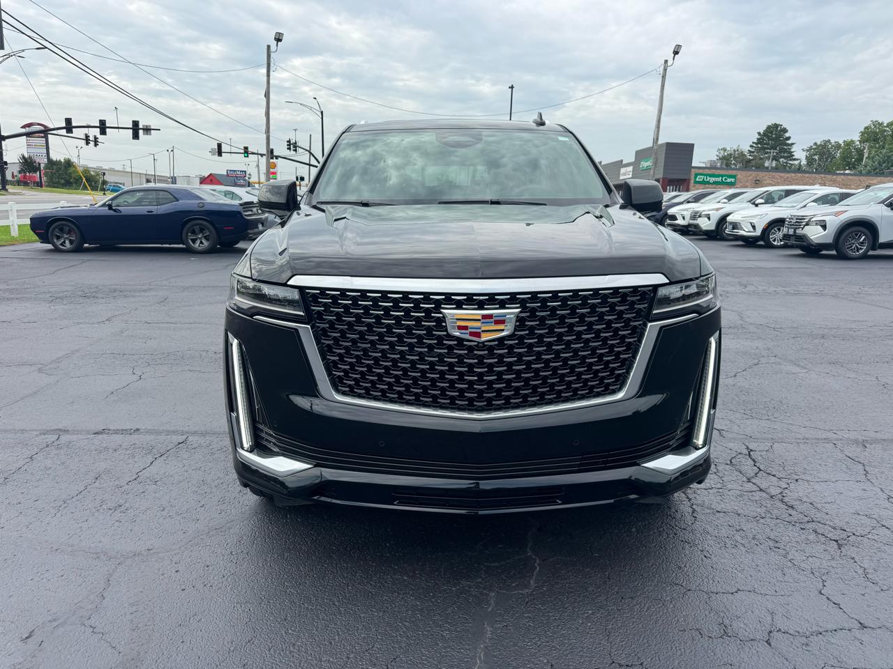 Cadillac Escalade ESV 4WD 4dr Premium Luxury 2023