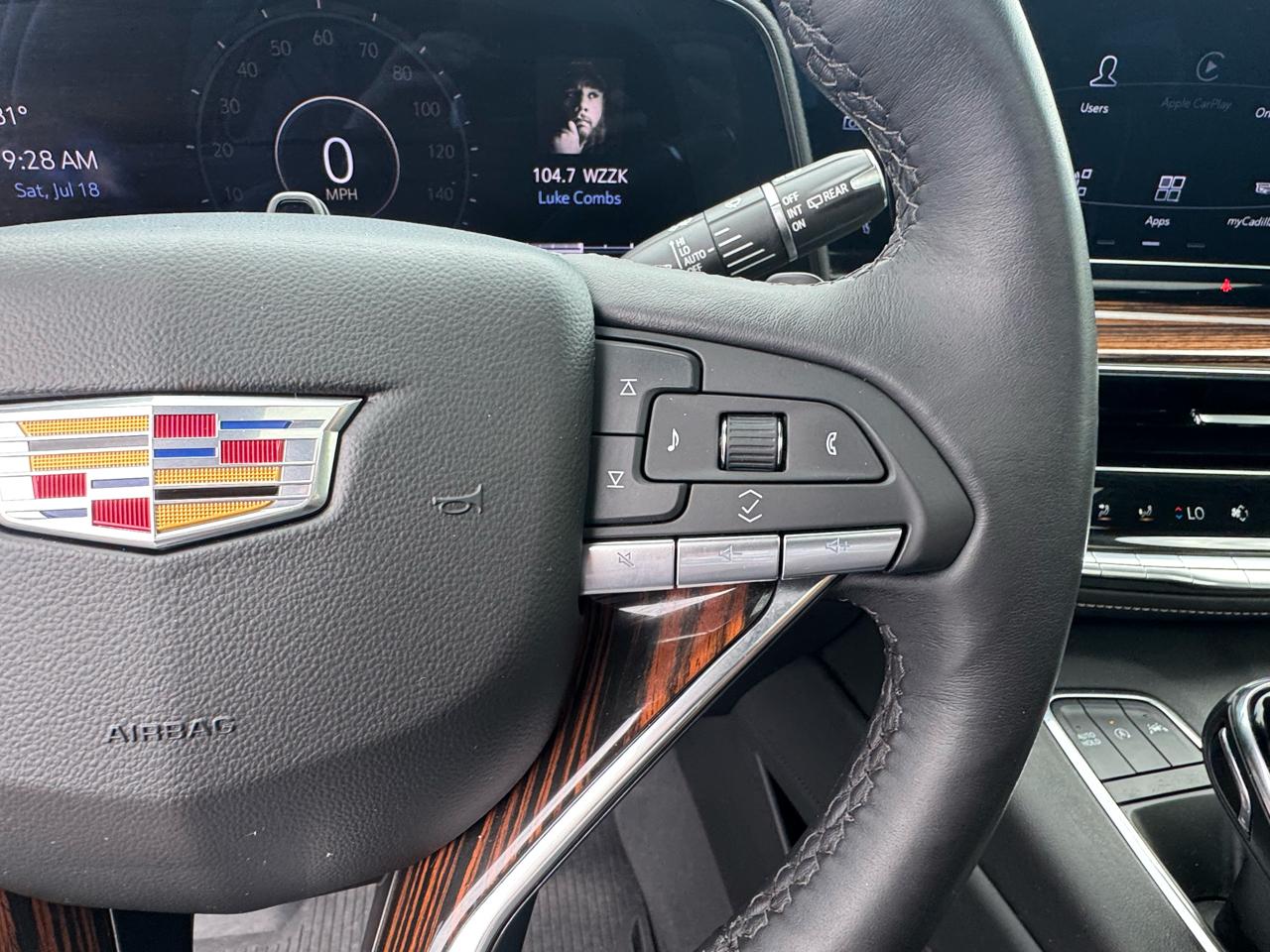 Cadillac Escalade ESV 4WD 4dr Premium Luxury 2023