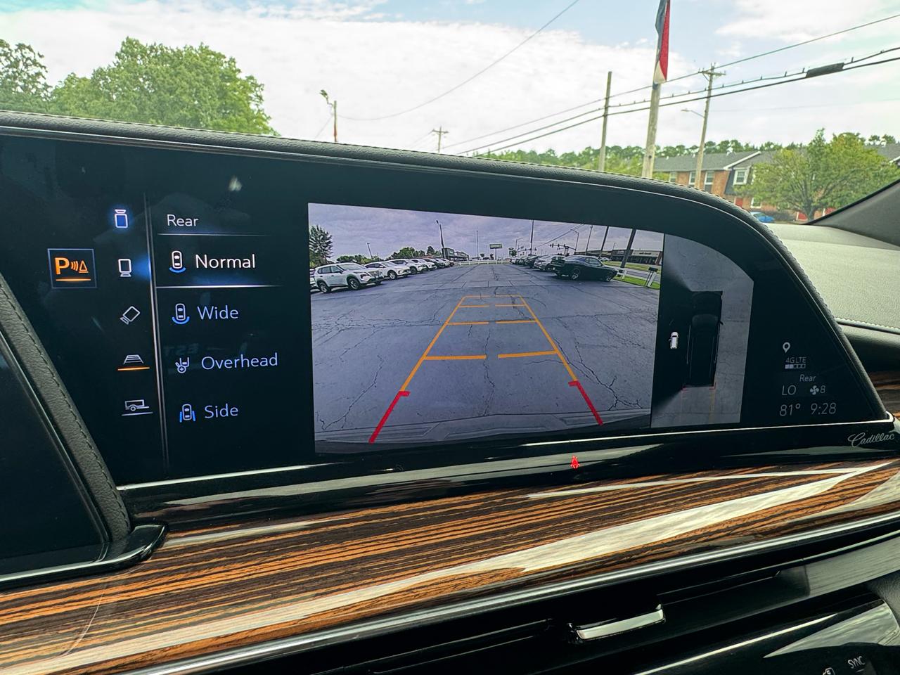 Cadillac Escalade ESV 4WD 4dr Premium Luxury 2023