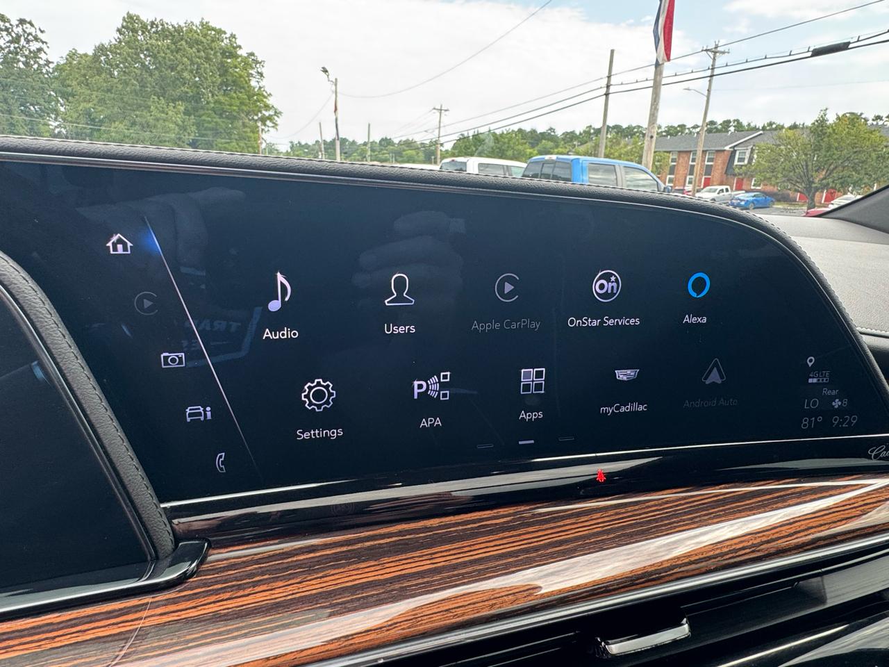 Cadillac Escalade ESV 4WD 4dr Premium Luxury 2023