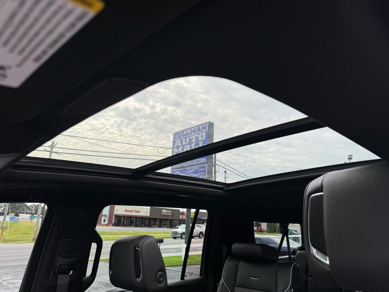 Cadillac Escalade ESV 4WD 4dr Premium Luxury 2023
