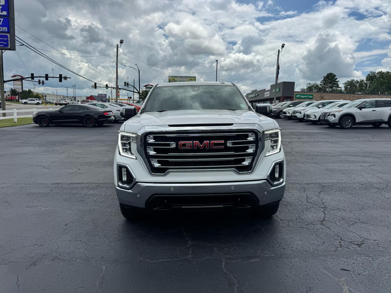 GMC Sierra 1500 4WD Crew Cab 147" SLT 2021