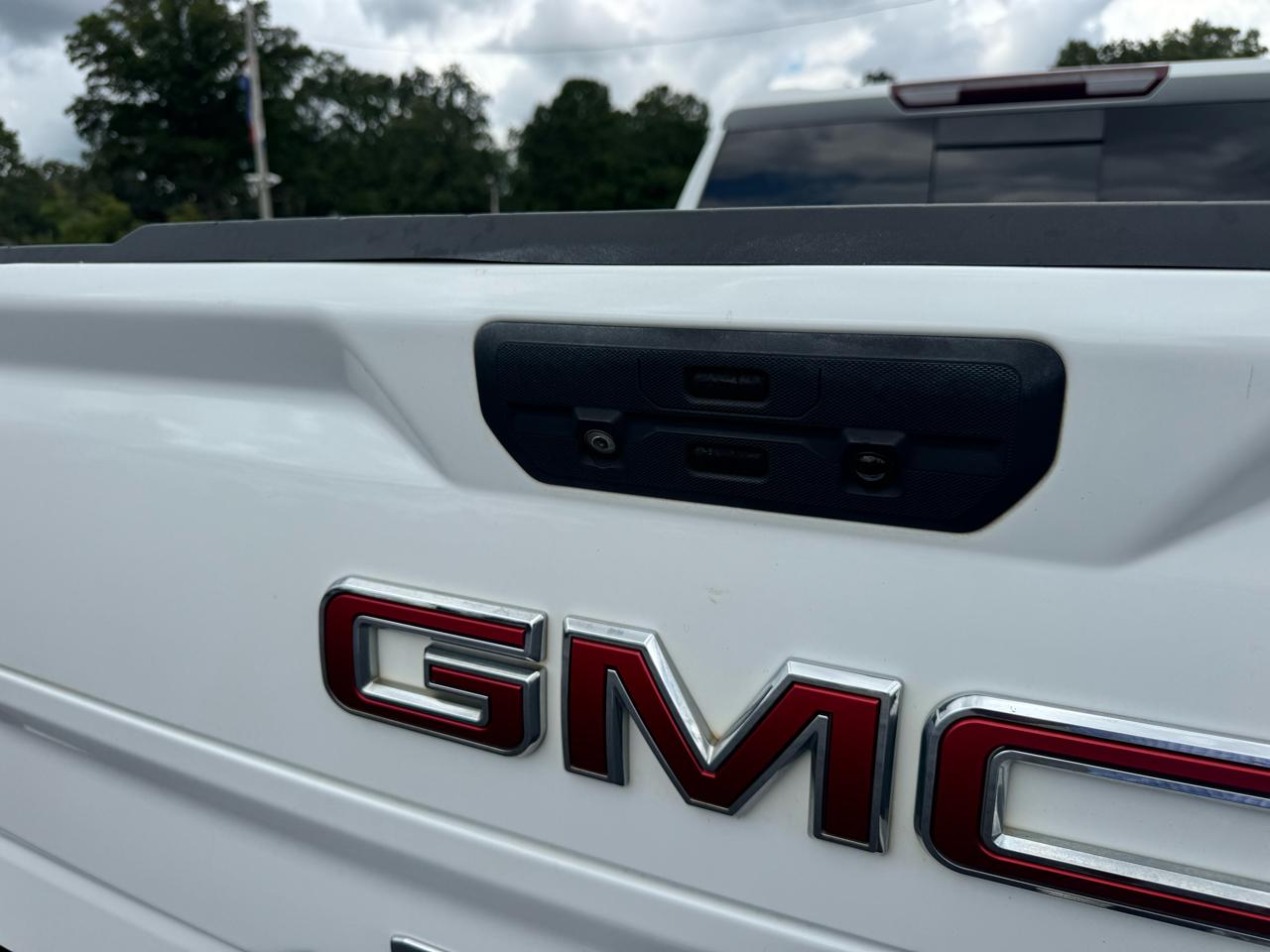 GMC Sierra 1500 4WD Crew Cab 147" SLT 2021