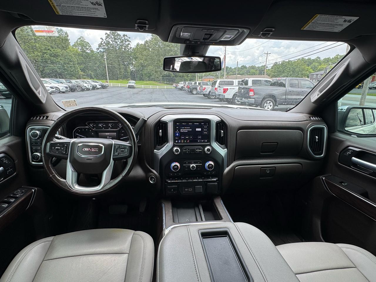 GMC Sierra 1500 4WD Crew Cab 147" SLT 2021