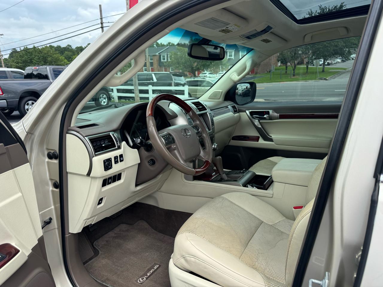 Lexus GX 460 4WD 4dr 2012