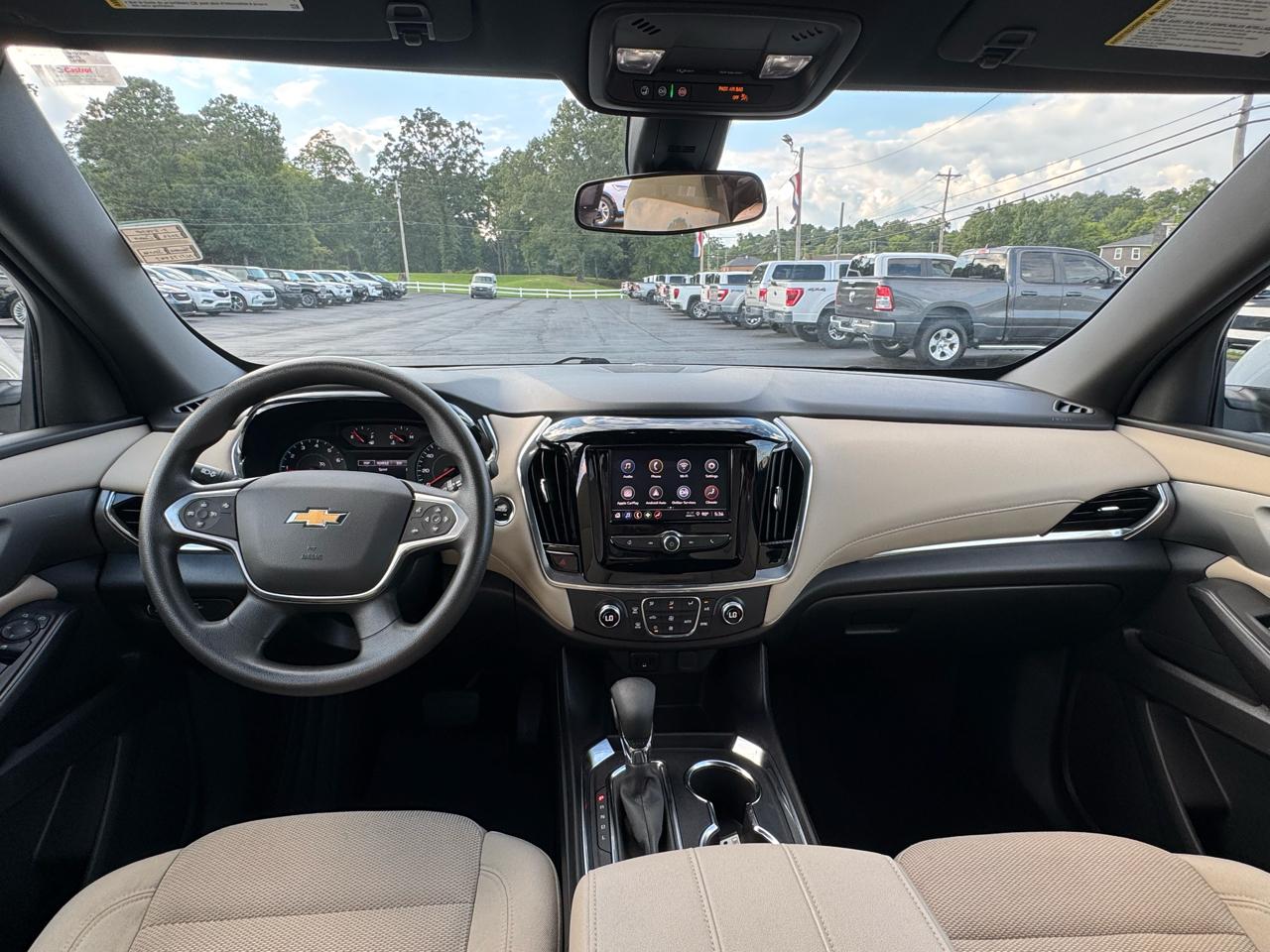 Chevrolet Traverse FWD 4dr LS w/1FL 2022