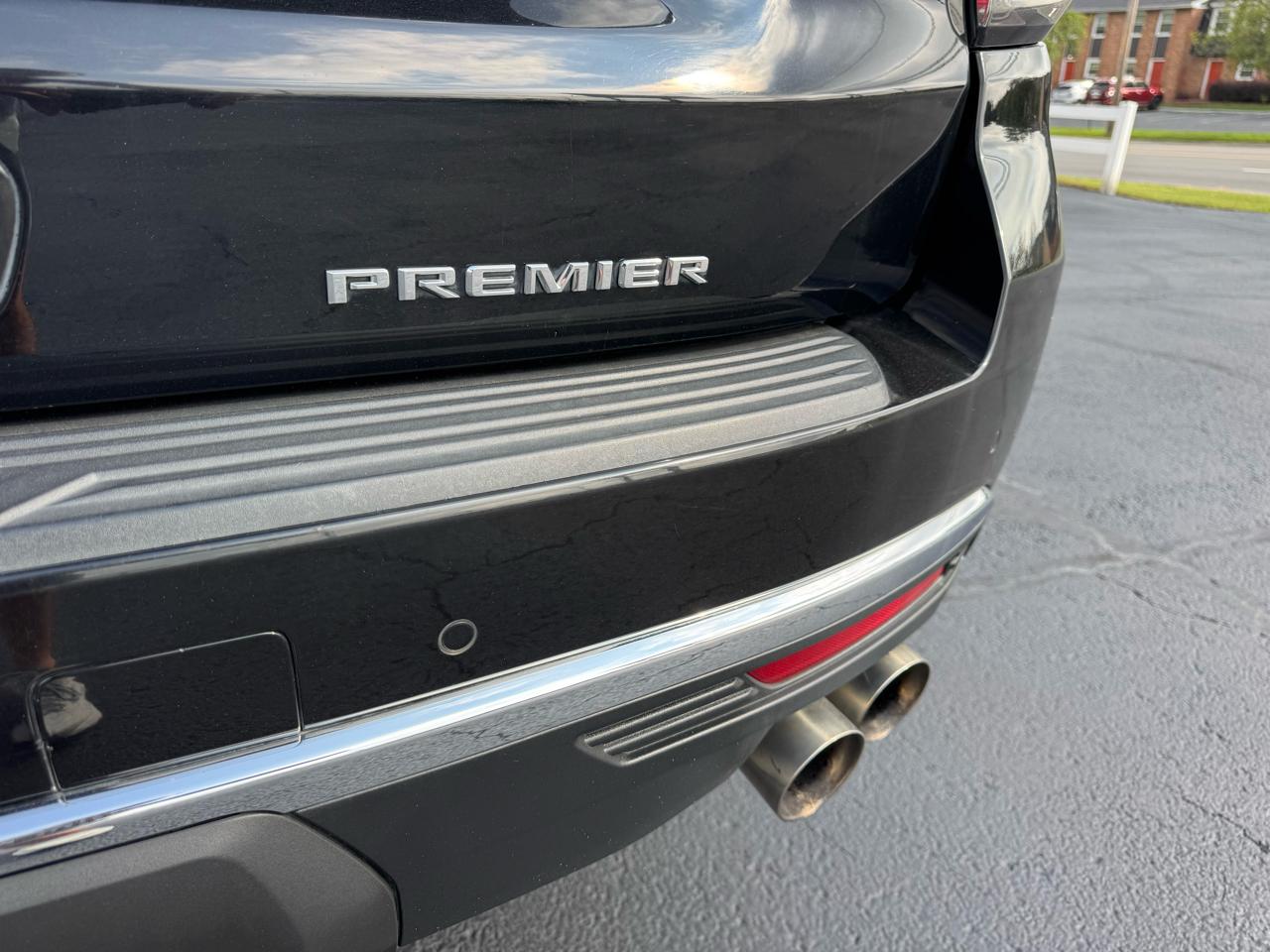 Chevrolet Tahoe 4WD 4dr Premier 2021