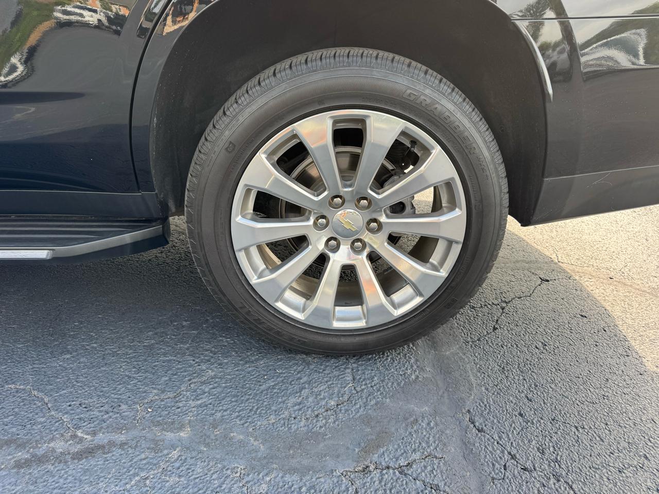 Chevrolet Tahoe 4WD 4dr Premier 2021