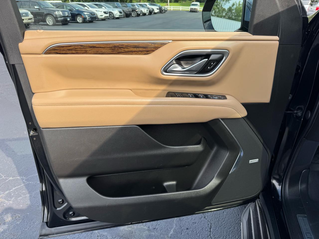 Chevrolet Tahoe 4WD 4dr Premier 2021