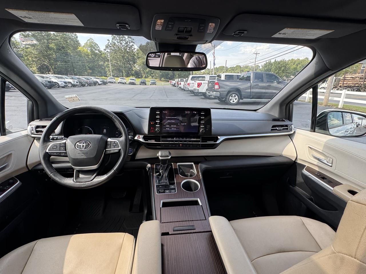 Toyota Sienna XLE FWD 8-Passenger (Natl) 2021