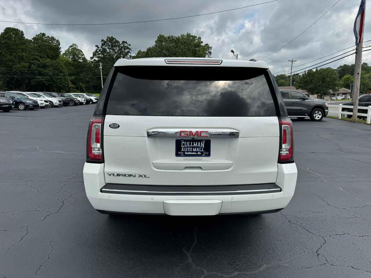 GMC Yukon XL 4WD 4dr Denali 2019