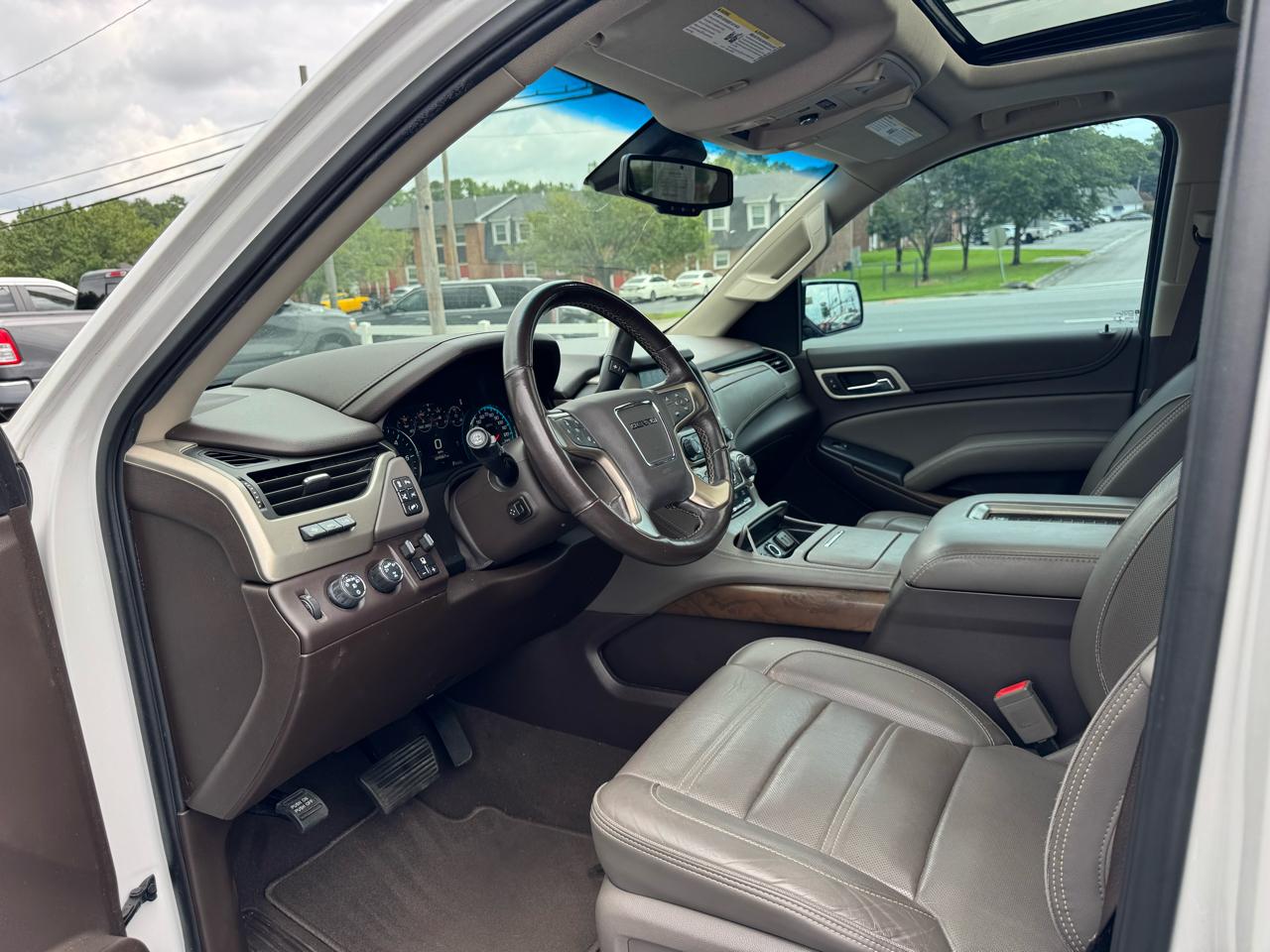 GMC Yukon XL 4WD 4dr Denali 2019