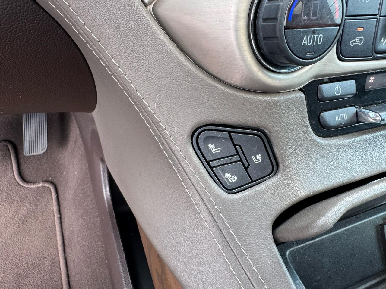 GMC Yukon XL 4WD 4dr Denali 2019