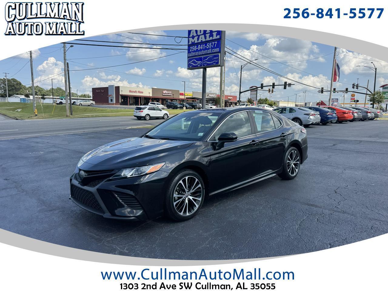 Toyota Camry SE Auto (Natl) 2020