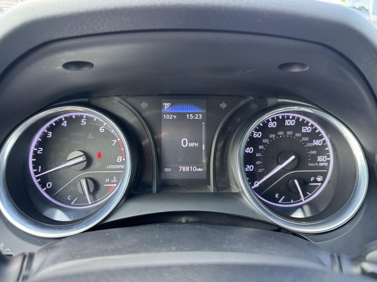 Toyota Camry SE Auto (Natl) 2020
