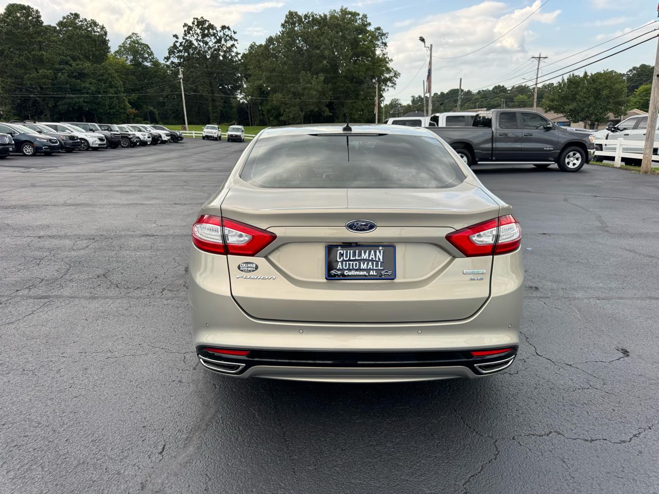 Ford Fusion 4dr Sdn SE FWD 2016