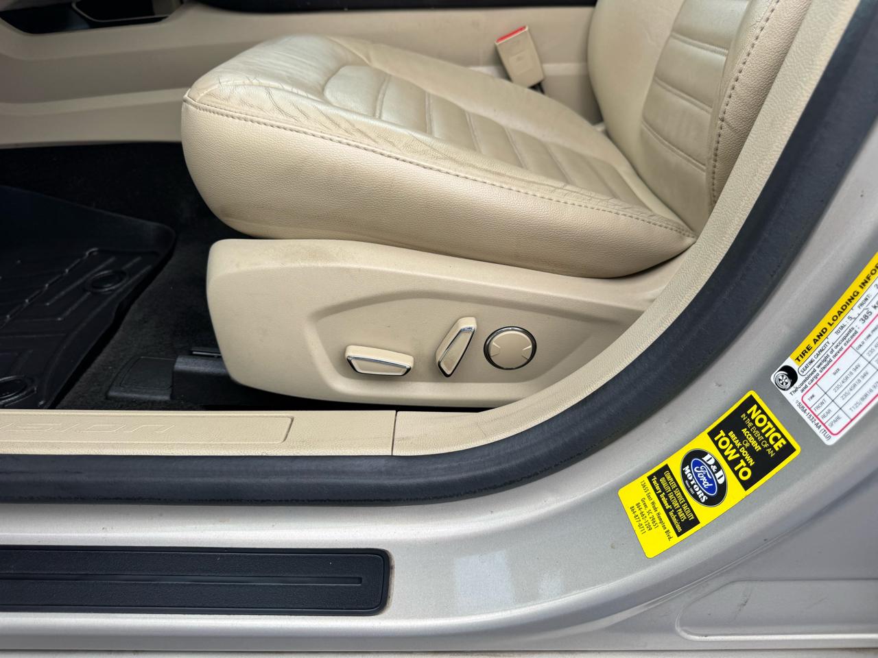 Ford Fusion 4dr Sdn SE FWD 2016