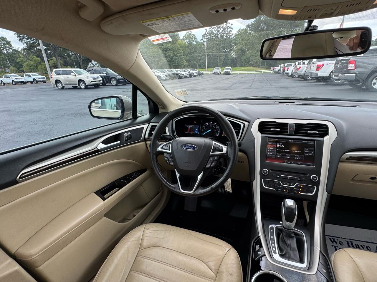 Ford Fusion 4dr Sdn SE FWD 2016