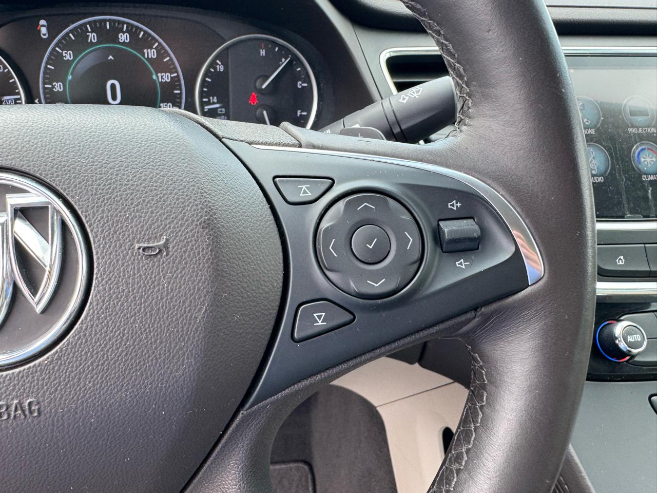 Buick LaCrosse 4dr Sdn Preferred FWD 2018