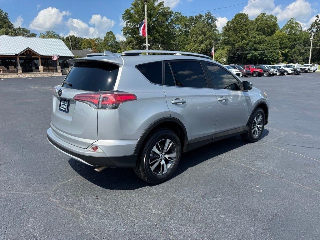 Toyota RAV4 AWD 4dr XLE (Natl) 2016