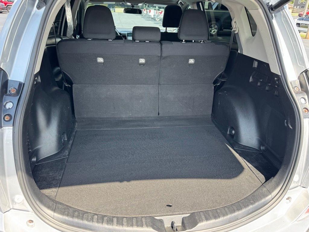 Toyota RAV4 AWD 4dr XLE (Natl) 2016