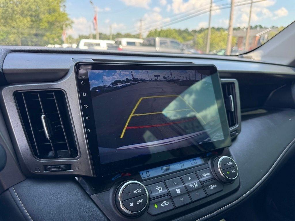 Toyota RAV4 AWD 4dr XLE (Natl) 2016