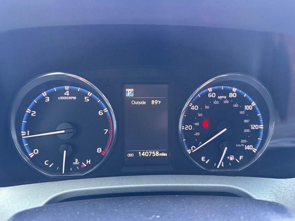 Toyota RAV4 AWD 4dr XLE (Natl) 2016