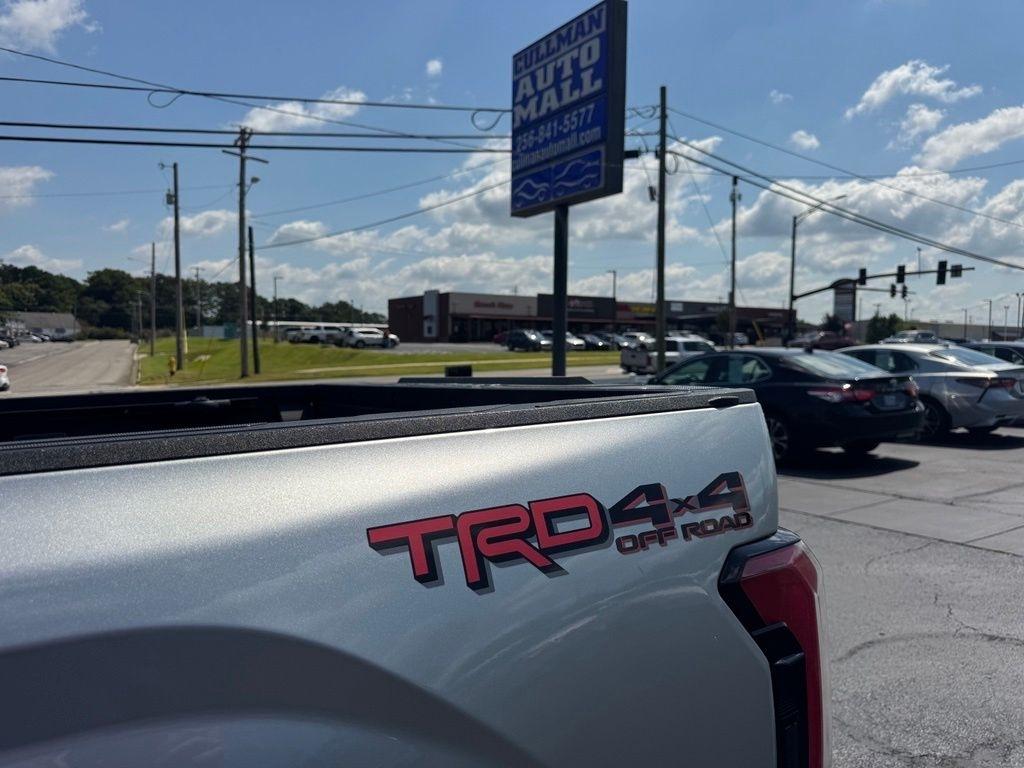 Toyota Tundra 4WD 1794 Edition Hybrid CrewMax 5.5' Bed (Natl) 2023
