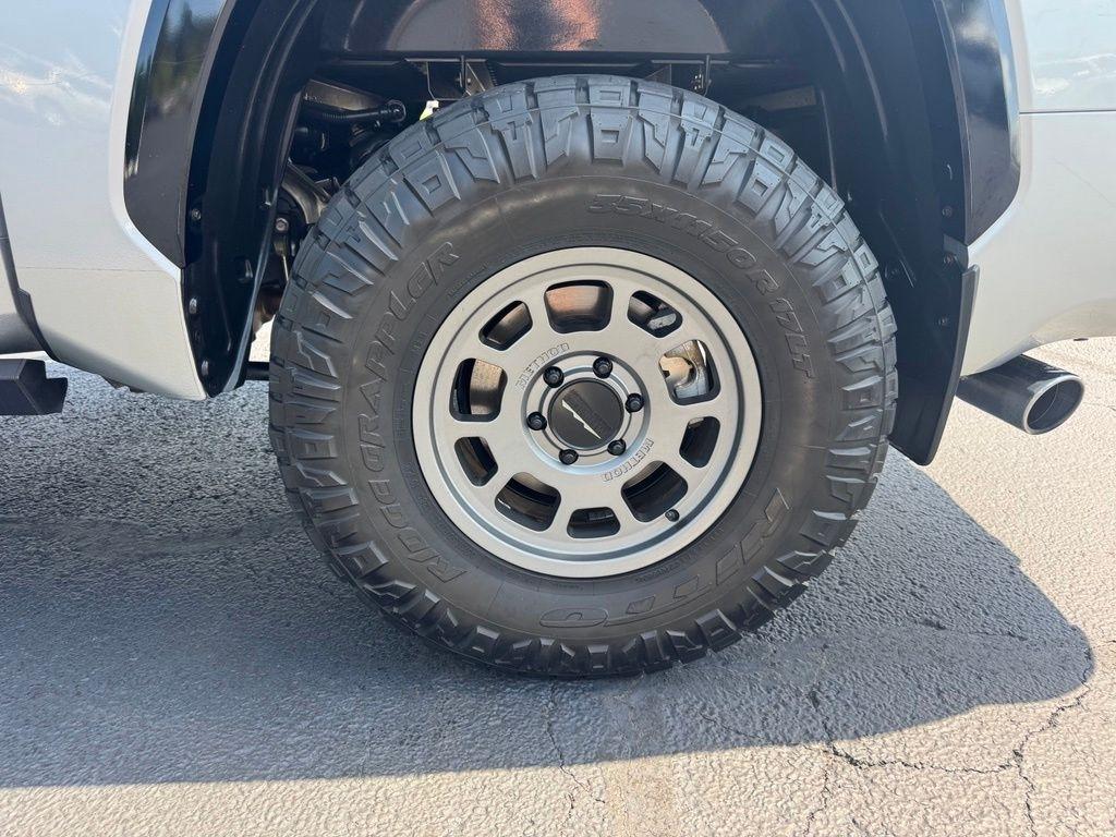 Toyota Tundra 4WD 1794 Edition Hybrid CrewMax 5.5' Bed (Natl) 2023